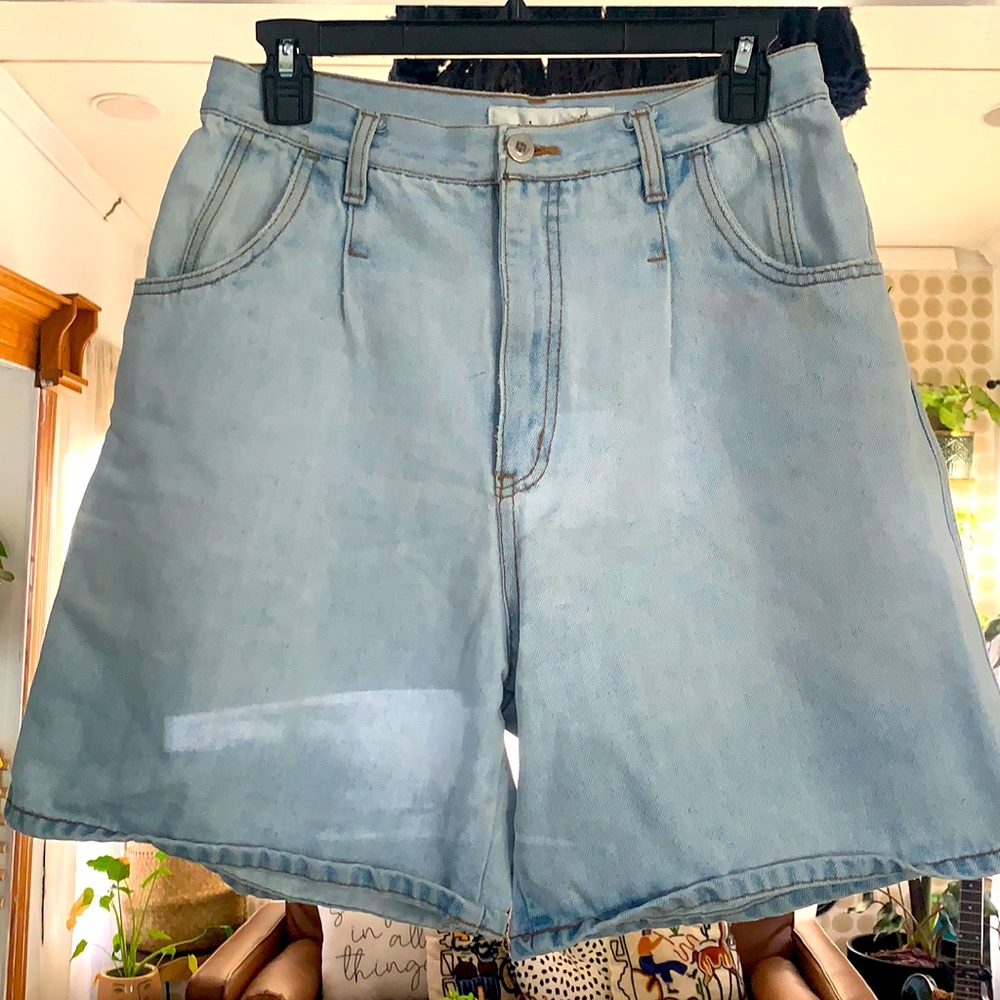 Vintage Hogg waisted jean shorts